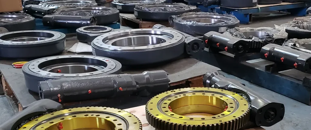 What is a slewing bearing worm drive