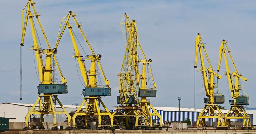 Crane Slewing Bearing Manufacturer