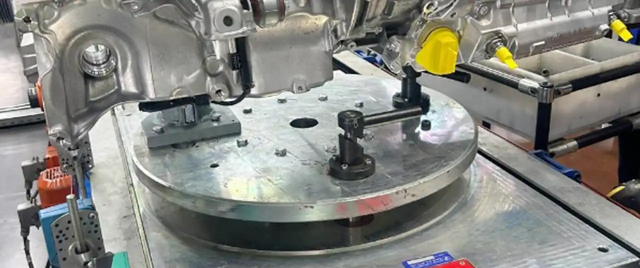 High Duty Engineering Solutions For Automotive & Material Handling Systems Slewing Bearing